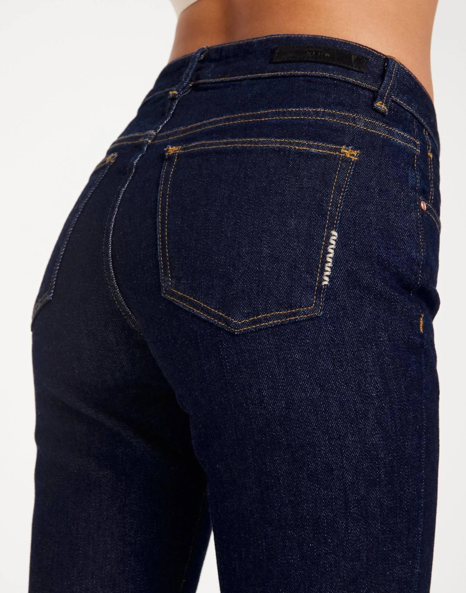 NWT- Ladies NEUW 'Devon Kick Truce' Flare Denim Jeans - Size 28